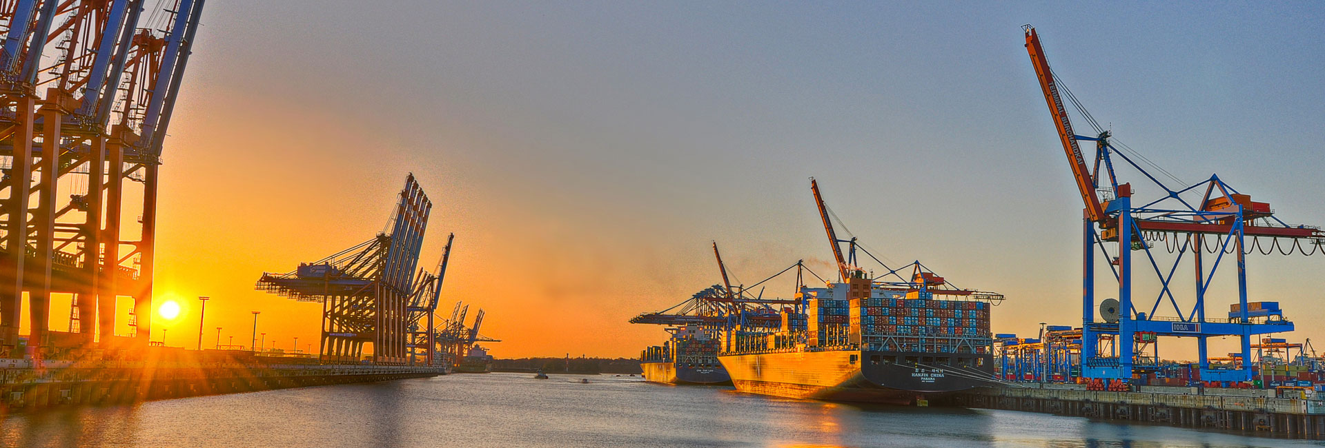 Chemikalien Shop für Privatpersonen, Hafen Hamburg, Schiffe Container